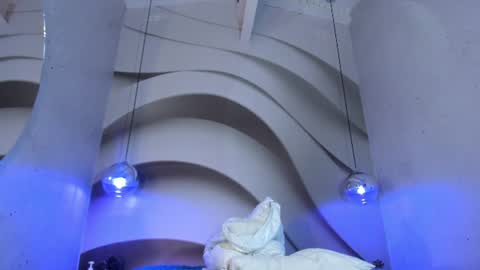 zoeblanc online show from 07-28-26, 11:17