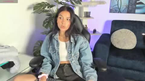 Zoe online show from 03-04-26, 03:01