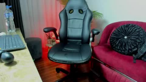 Zoe online show from 04-18-26, 09:59