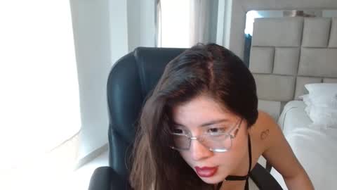 ZOE online show from 02-05-25, 05:53