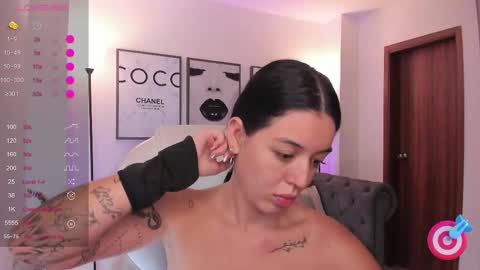  zoee jackson online show from 03-01-25, 06:43