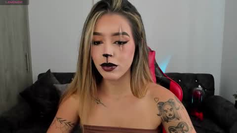  zoee jackson online show from 10-31-25, 06:09