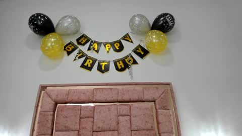 zoee online show from 12-21-24, 10:06