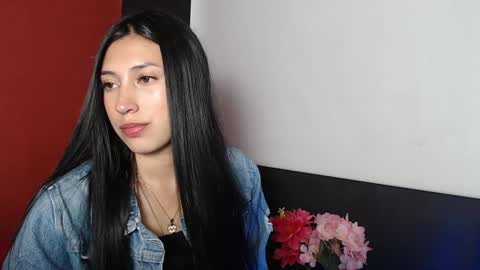 Laura  online show from 01-08-25, 03:29