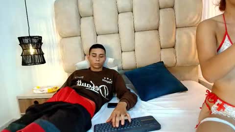 Snapshot of zoelucas chatting on 12-02-25, 11:48 zoelucas online show from 12-02-25, 11:48