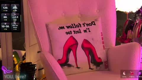 ZoeMesmerize online show from 11-11-25, 07:19