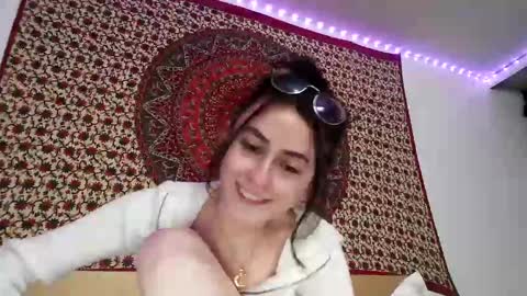 Snapshot of zoepleasing chatting on 03-08-25, 07:49 zoepleasing online show from 03-08-25, 07:49