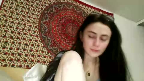 Snapshot of zoepleasing chatting on 03-10-25, 03:45 zoepleasing online show from 03-10-25, 03:45