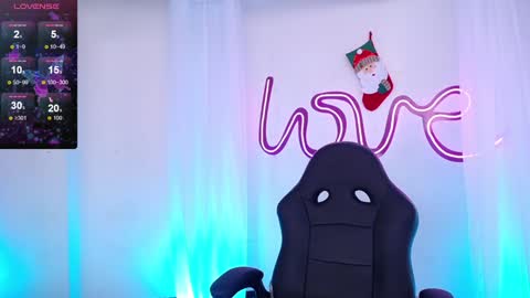 Zoe online show from 12-12-24, 07:19