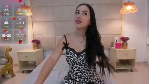 zoevelvet_ online show from 07-21-26, 06:54