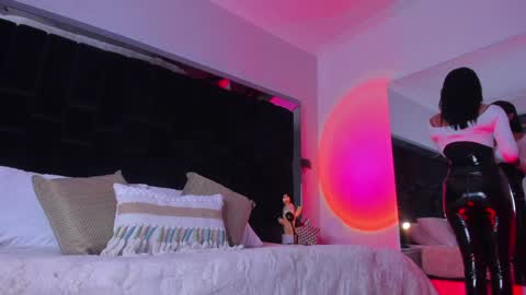 Snapshot of zoevidal_ chatting on 02-08-25, 11:33 zoevidal_ online show from 02-08-25, 11:33