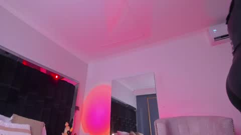 Snapshot of zoevidal_ chatting on 02-13-25, 11:39 zoevidal_ online show from 02-13-25, 11:39