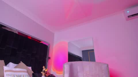 Snapshot of zoevidal_ chatting on 02-16-25, 03:16 zoevidal_ online show from 02-16-25, 03:16