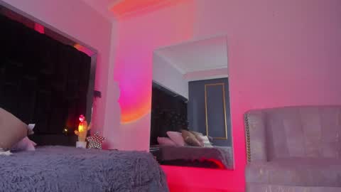 Snapshot of zoevidal_ chatting on 02-20-25, 11:53 zoevidal_ online show from 02-20-25, 11:53