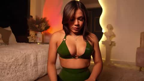 Snapshot of zoevidal_ chatting on 10-09-25, 12:25 zoevidal_ online show from 10-09-25, 12:25