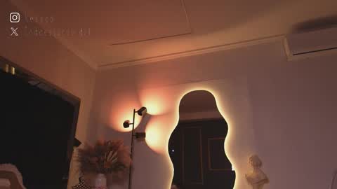 zoevidal_ online show from 03-08-26, 12:09