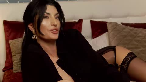 Zoey online show from 02-18-25, 11:19