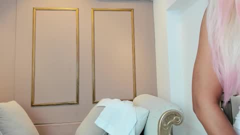 Z O E online show from 11-30-25, 12:42