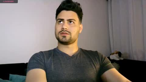 Snapshot of zohan_haidar chatting on 03-01-25, 03:21 ZohanMohamed online show from 03-01-25, 03:21