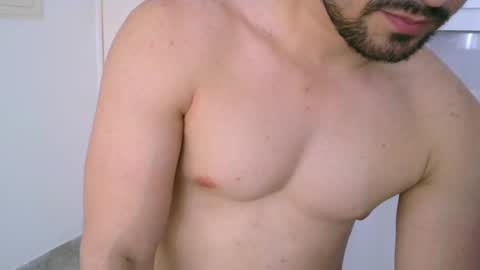 Snapshot of zohan_haidar chatting on 09-23-25, 06:22 ZohanMohamed online show from 09-23-25, 06:22