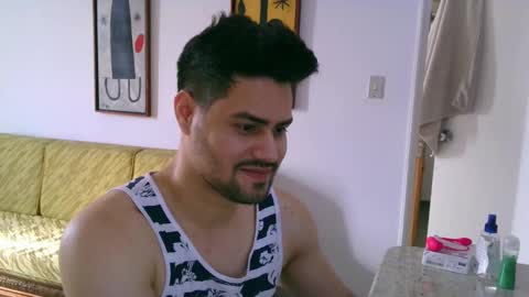 Snapshot of zohan_haidar chatting on 10-02-25, 08:05 ZohanMohamed online show from 10-02-25, 08:05