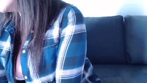 Snapshot of zoibee chatting on 01-24-25, 11:48 zoibee online show from 01-24-25, 11:48