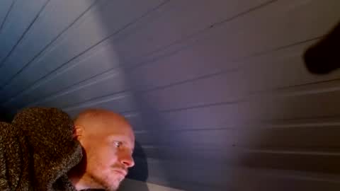 Snapshot of zolexthomas chatting on 12-10-24, 02:50 zolexthomas online show from 12-10-24, 02:50