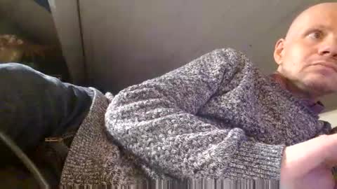 Snapshot of zolexthomas chatting on 02-19-25, 06:54 zolexthomas online show from 02-19-25, 06:54