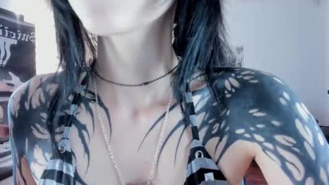 Snapshot of zombieeporcelainex chatting on 02-22-26, 02:26 SOPHIE online show from 02-22-26, 02:26