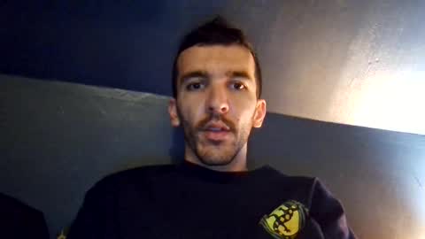 Snapshot of zommmmmmmmm chatting on 10-14-25, 08:20 zom online show from 10-14-25, 08:20