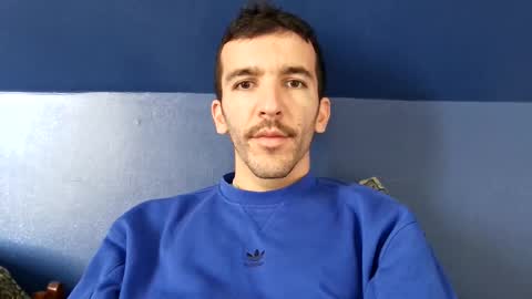 Snapshot of zommmmmmmmm chatting on 10-25-25, 01:29 zom online show from 10-25-25, 01:29