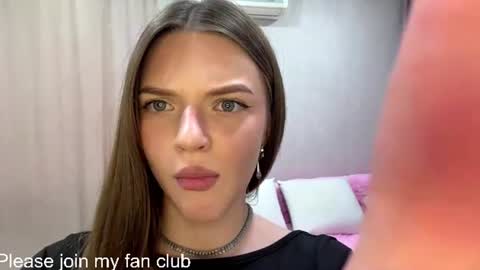Lisa online show from 07-17-26, 11:17