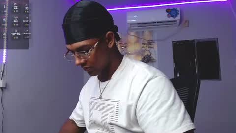 Zoriel online show from 07-14-26, 02:23