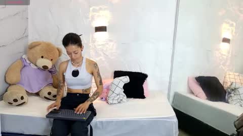 Violeta online show from 01-14-26, 11:27