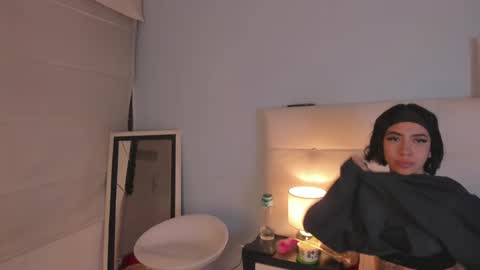 cintya kors online show from 02-20-25, 08:39