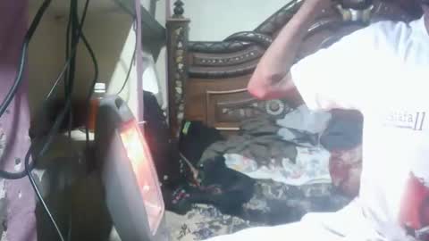 Snapshot of zoyakhan803 chatting on 02-19-25, 11:46 zoyakhan803 online show from 02-19-25, 11:46