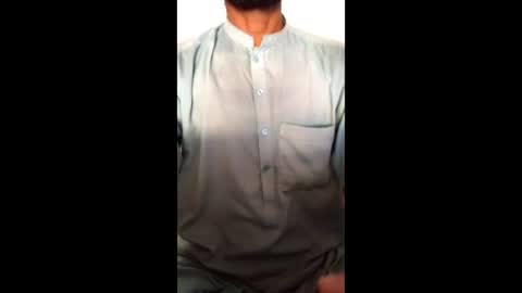 zoyakhan803 online show from 04-30-26, 11:38