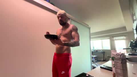 Snapshot of zuko_zen69 chatting on 01-18-25, 05:48 Zuko online show from 01-18-25, 05:48