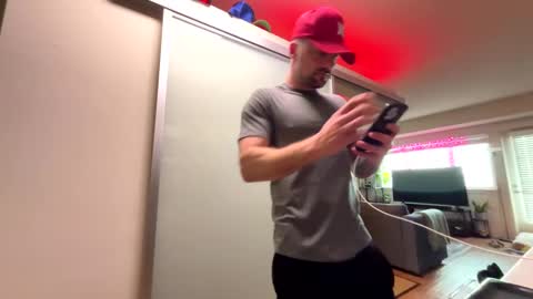 Snapshot of zuko_zen69 chatting on 02-16-25, 05:15 Zuko online show from 02-16-25, 05:15