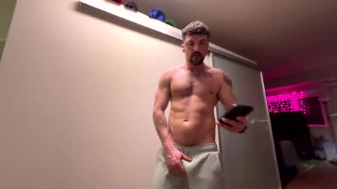 Snapshot of zuko_zen69 chatting on 02-27-25, 03:47 Zuko online show from 02-27-25, 03:47