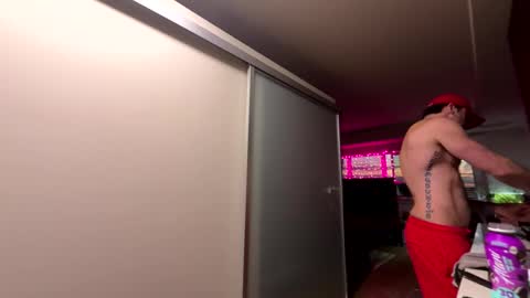 Snapshot of zuko_zen69 chatting on 09-25-25, 01:26 Zuko online show from 09-25-25, 01:26