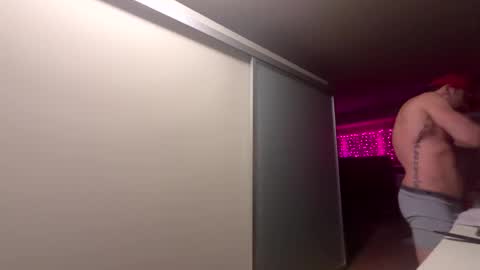 Snapshot of zuko_zen69 chatting on 11-03-25, 01:45 Zuko online show from 11-03-25, 01:45