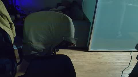 Zuko online show from 03-06-26, 02:02