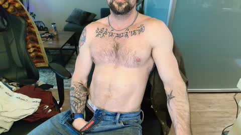 Zuko online show from 03-12-26, 01:23