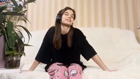 Joan  online show from 03-03-26, 04:07