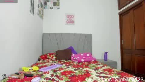 zule online show from 04-23-26, 10:14