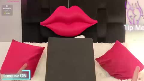 Snapshot of zuly_zahir_01 chatting on 09-15-25, 10:43 zuly goode online show from 09-15-25, 10:43
