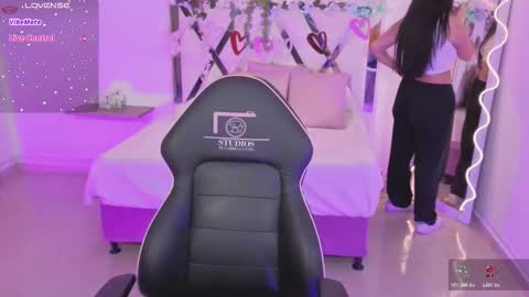 ZURY   online show from 10-23-25, 11:31