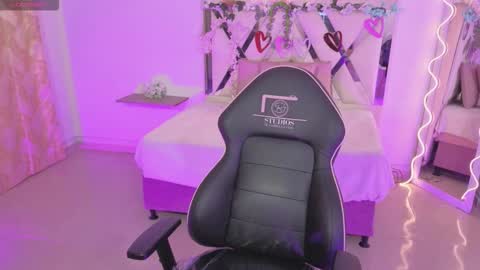 ZURY   online show from 10-28-25, 11:36