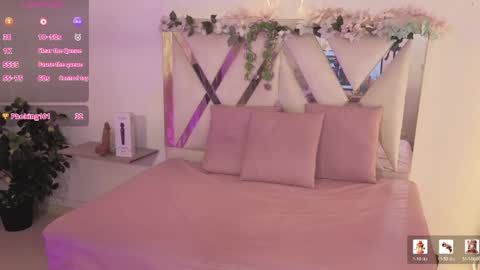 ZURY   online show from 04-25-26, 01:41